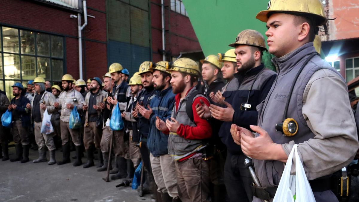 13 yıl önce metan gazı püskürmesiyle ölen 8 madenci anıldı