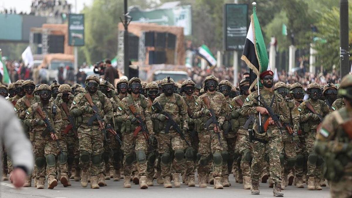 Süveydadan Halepe uzanan tehlikeli plan: Suriyede neler oluyor? Hande Fırat kaleme aldı...