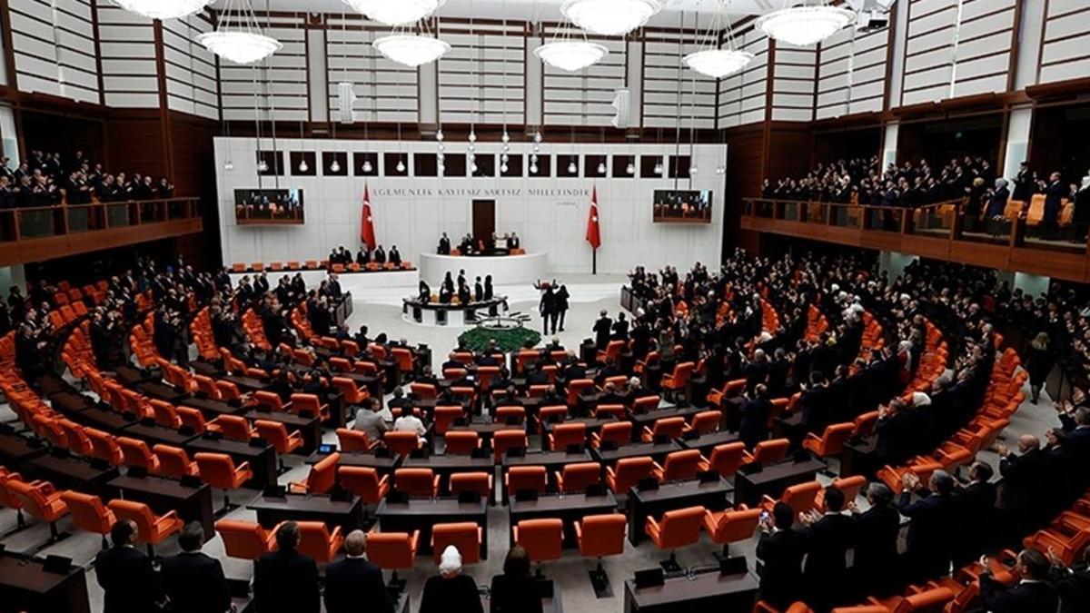 Teklifin 4 maddesi daha kabul edildi! Trafik cezaları artıyor