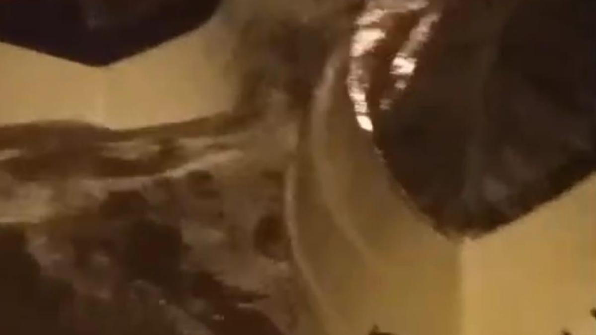 Muğlada kuvvetli fırtınada 1 yat karaya sürüklendi, 8 balıkçı botu battı