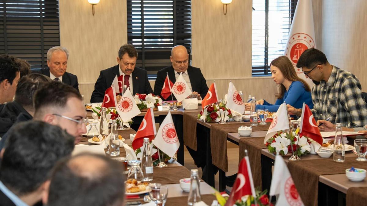 İzmir Adliyesi'nde 2025 verileri açıklandı