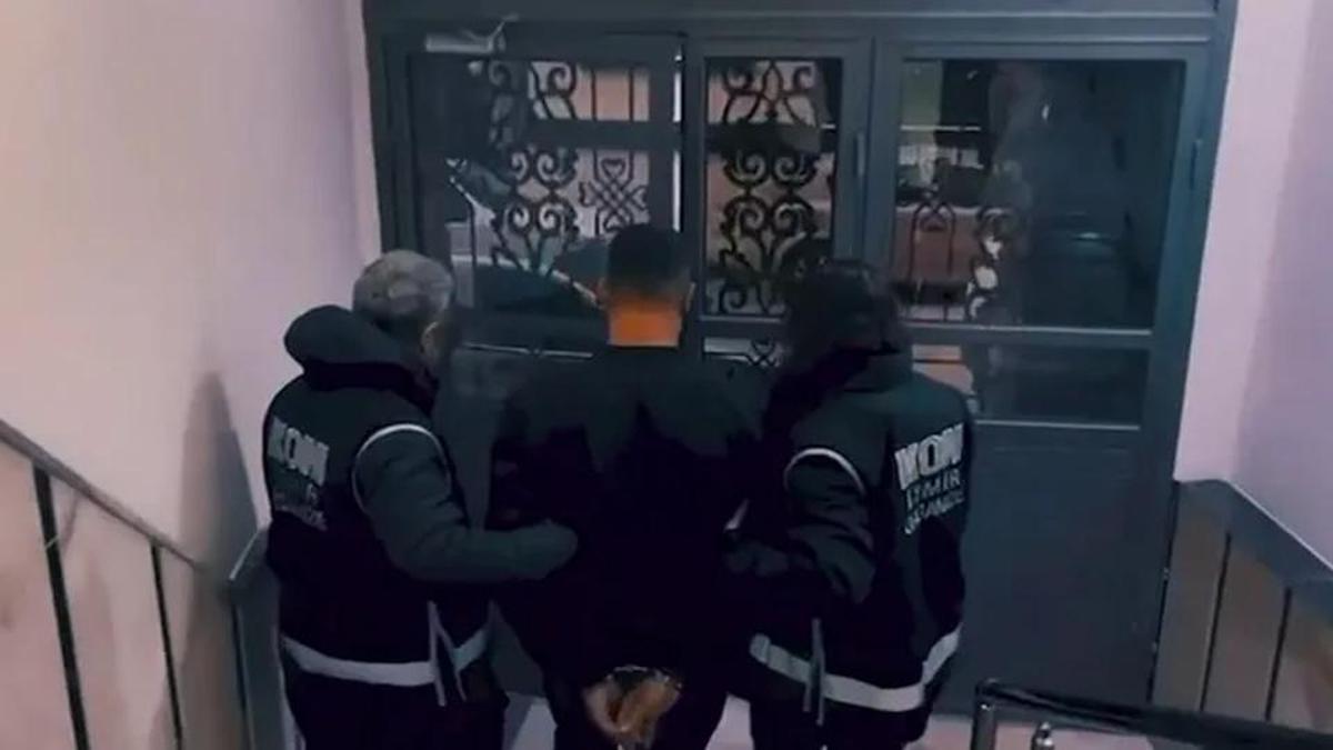 FETÖ'ye eş zamanlı operasyon: 81 kişi yakalandı