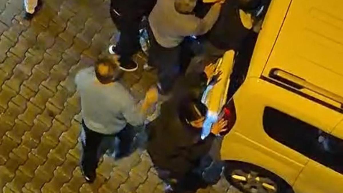 İstanbul - Kağıthanede hatalı park kavgası; uzun süre kornaya basınca darbedildi