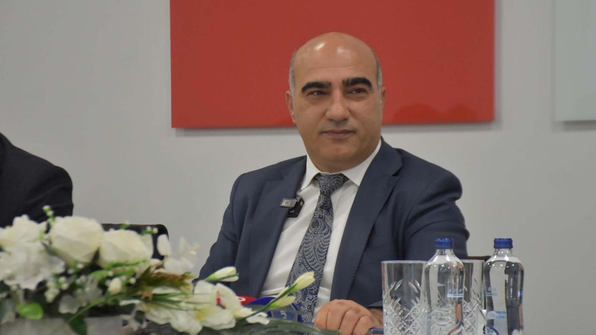 'İzmir'de poliklinik hizmetlerinin yüzde 87'si kamu hastanelerinde'