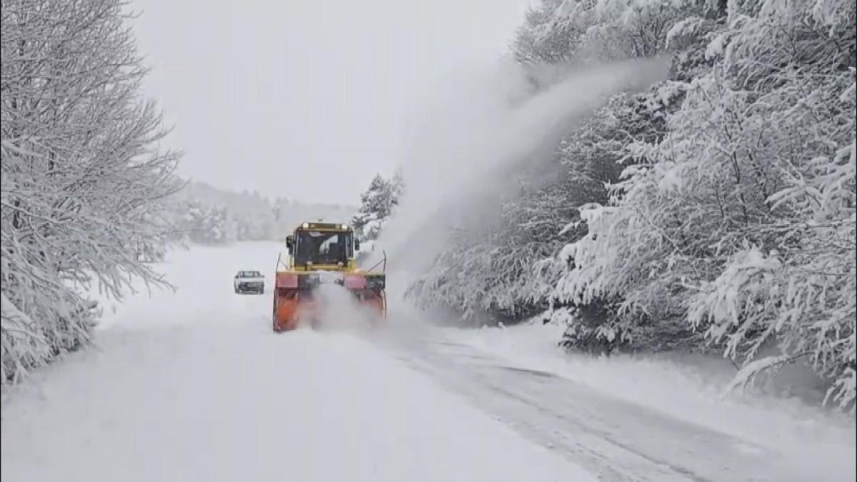 Amasyada 62 köy yolu kardan kapalı