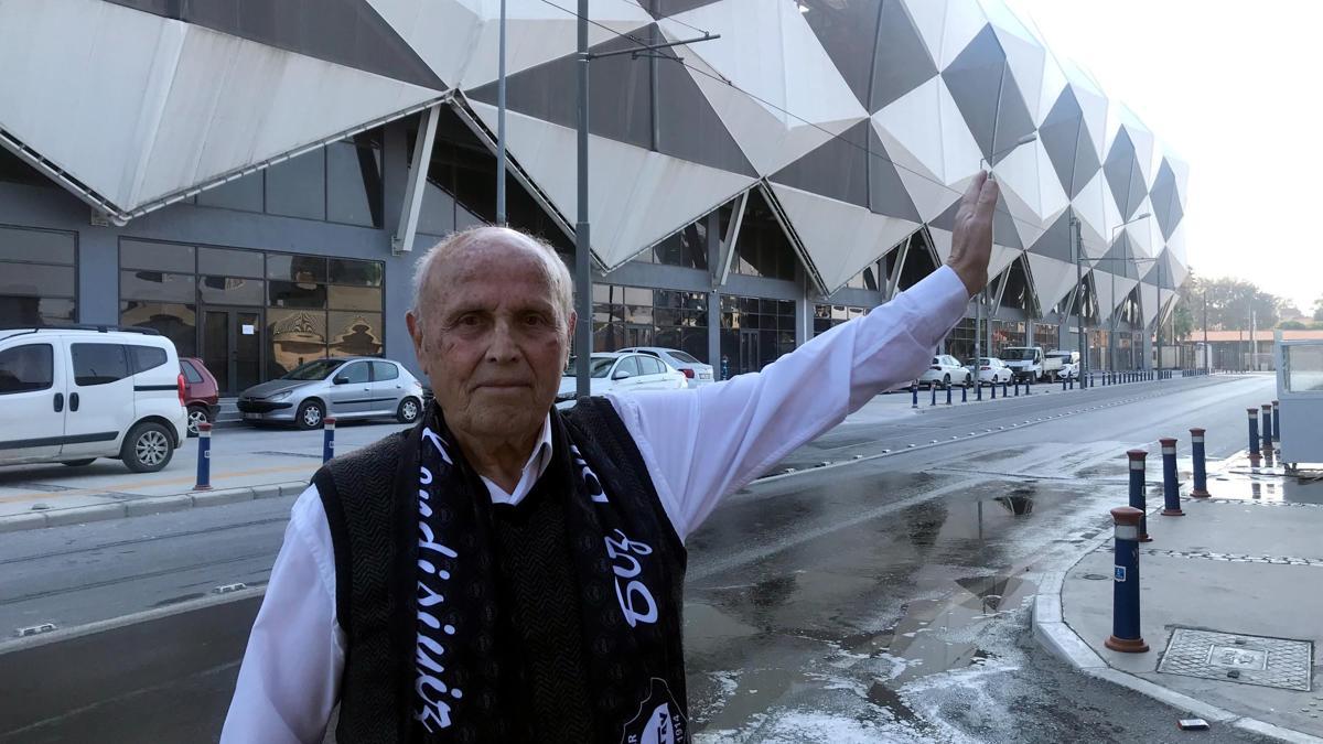 Altay efsane futbolcusuna ağlıyor