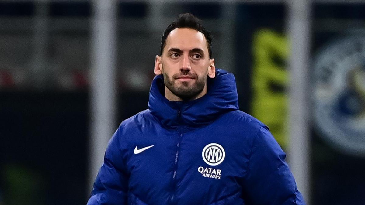 Inter'de Hakan Çalhanoğlu'ndan kötü haber! Dönüş tarihi belli oldu