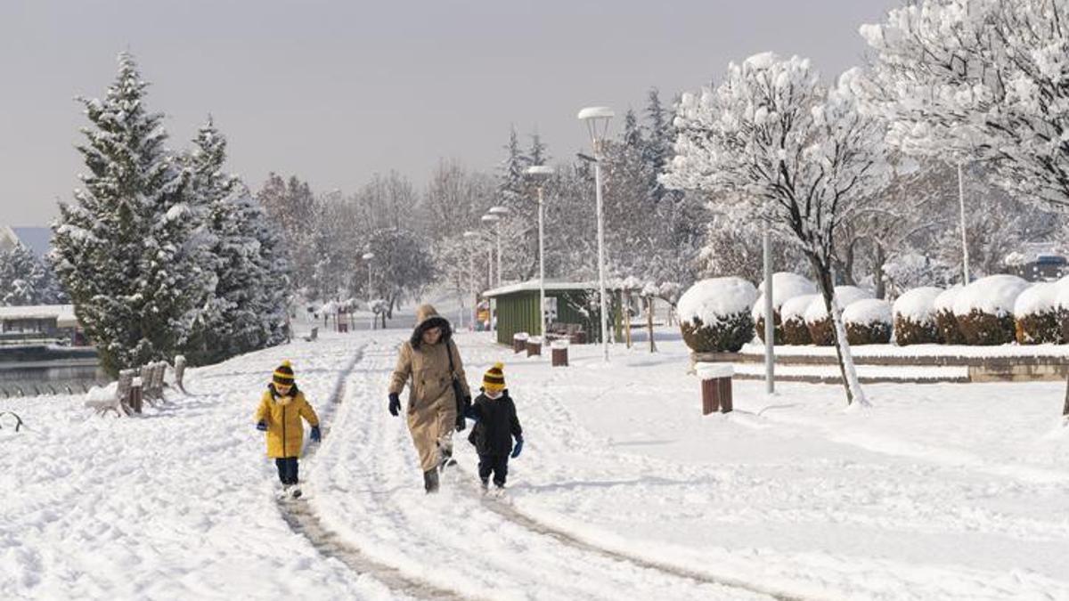 14 OCAK BURSADA OKULLAR TATİL Mİ? Bursa Valiliğinden kar tatili açıklaması geldi mi? Bursada okullar tatil mi son dakika!