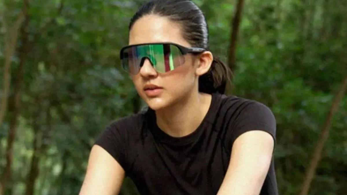 Dünyanın ilk elektrokimyasal güneş gözlüğü