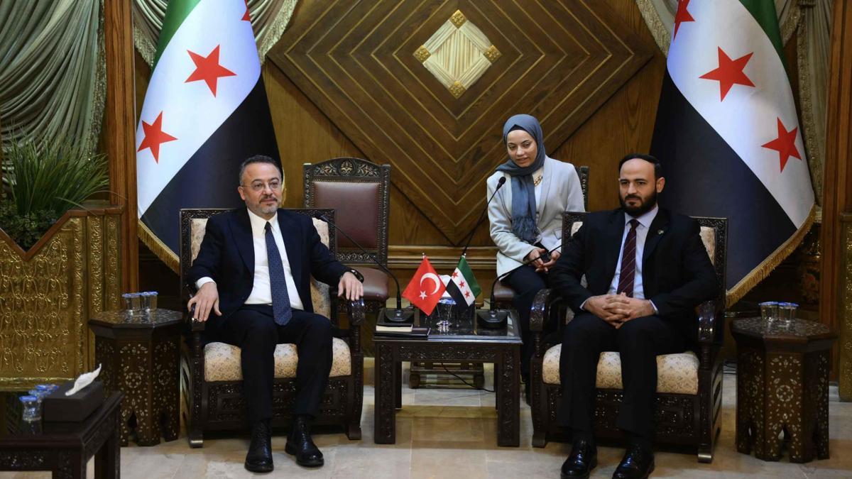 Türkiye'nin Şam Büyükelçisi Yılmaz, Halep'i ziyaret etti