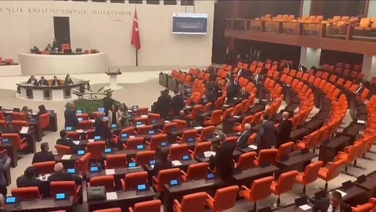 TBMM'de 'İsmet Paşa' polemiği: AK Parti ve CHP'liler arasında tansiyon yükseldi