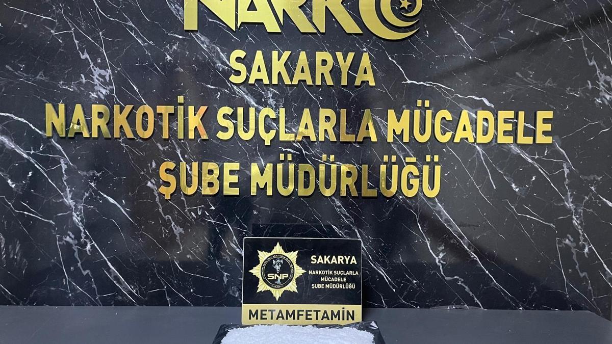 Uyuşturucuyla yakalanan FETÖden ihraç askeri öğrenci tutuklandı