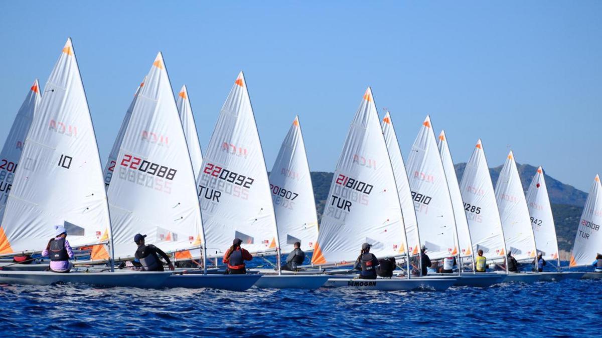 Bodrum açıkları Mandalin Kupası'yla renklendi