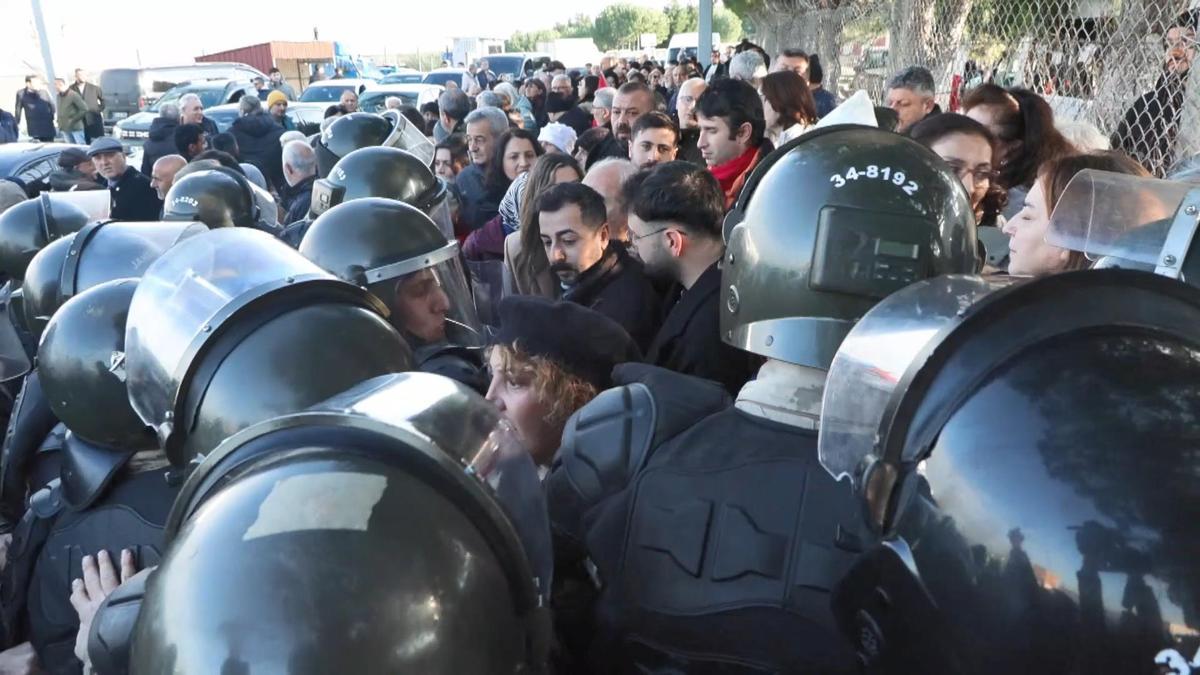 İmamoğlu'nun diploma davasında gerginlik