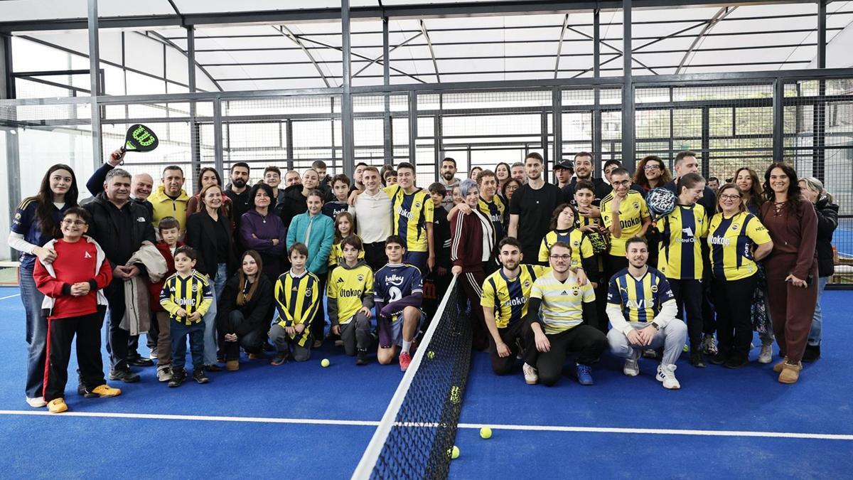 Kerem Aktürkoğlu ve İsmail Yüksek, otizm farkındalığı için bir araya geldi