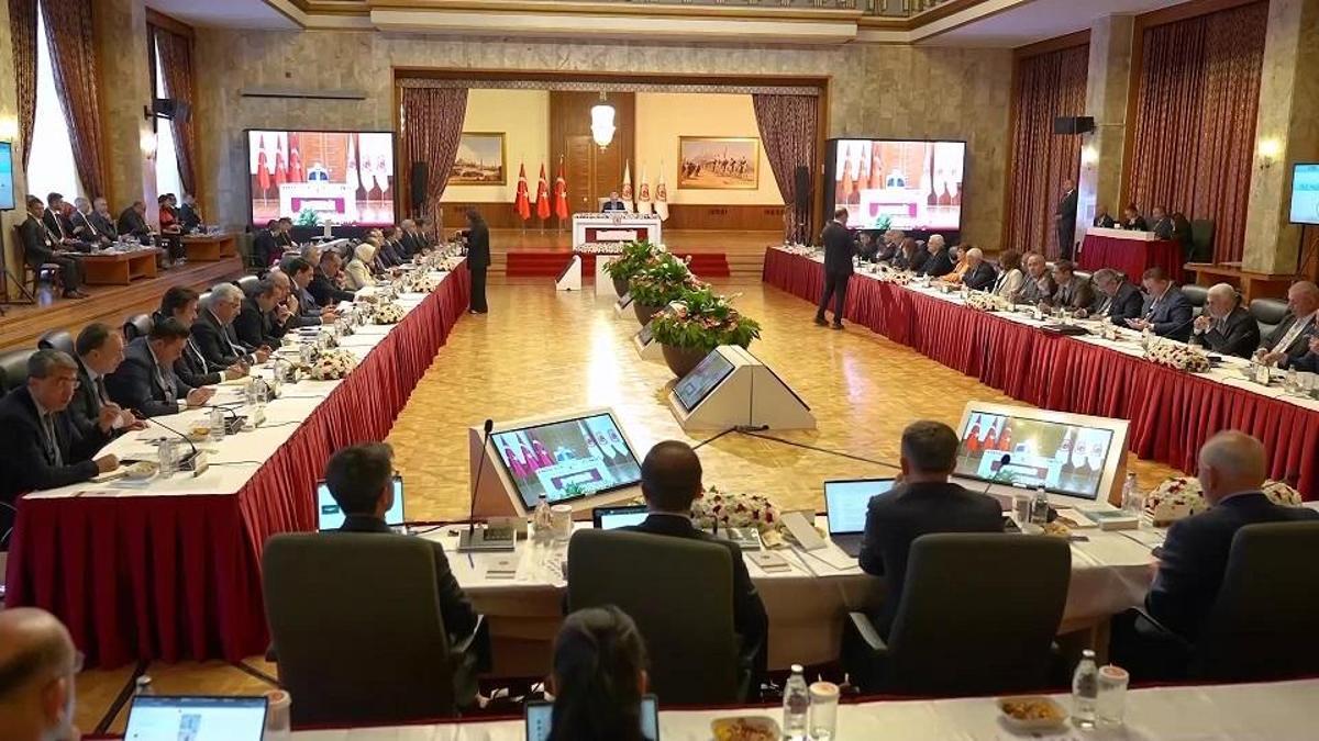 '''Terörsüz Türkiye'' raporu nasıl olacak?