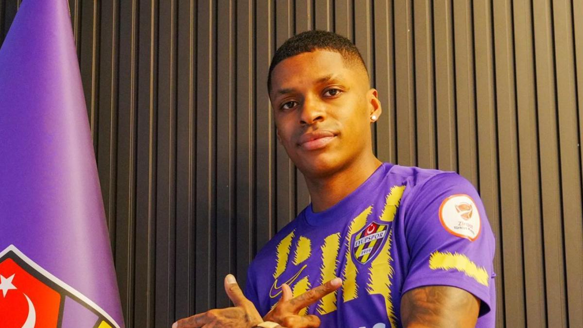 Eyüpspor, Dynamo Kiev'den Angel Torresi kiraladı