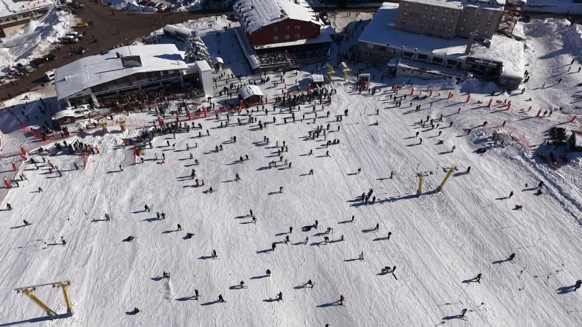 Uludağ'da sömestirde pistler doldu