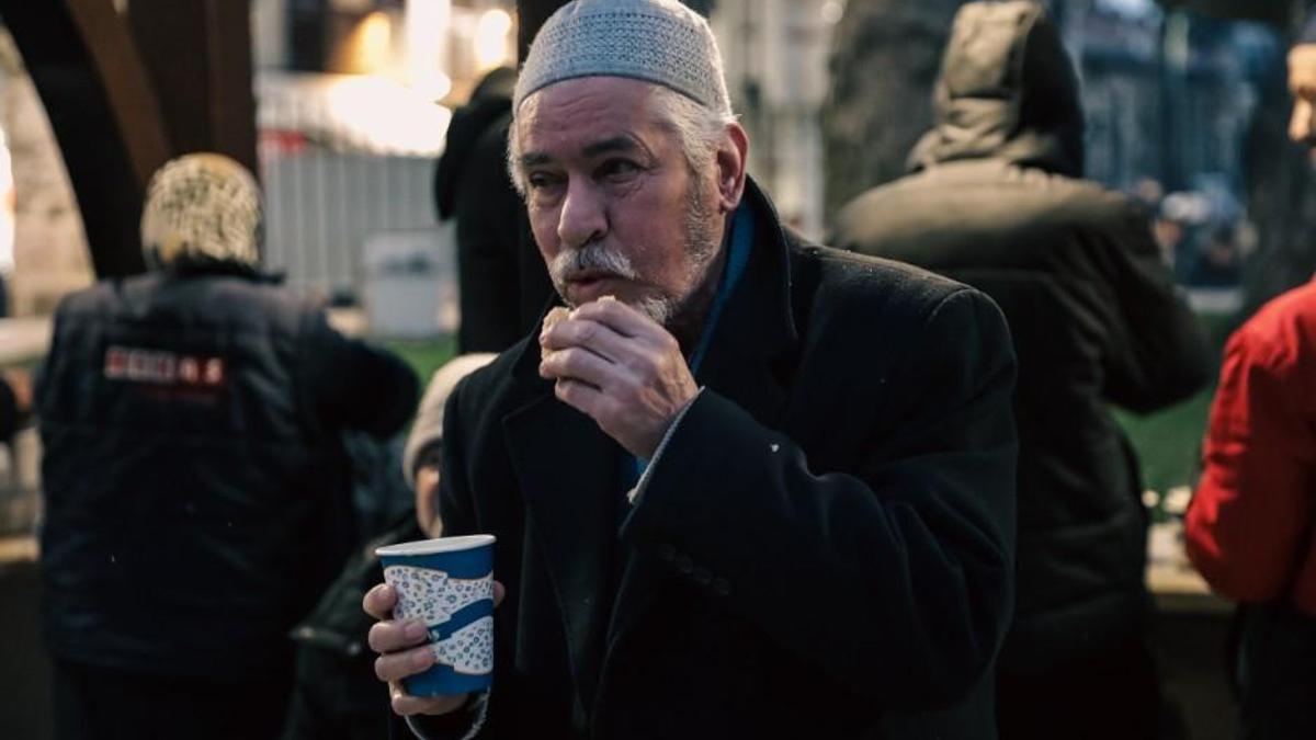 Bursada sabah namazı sonrası çorba ikramı