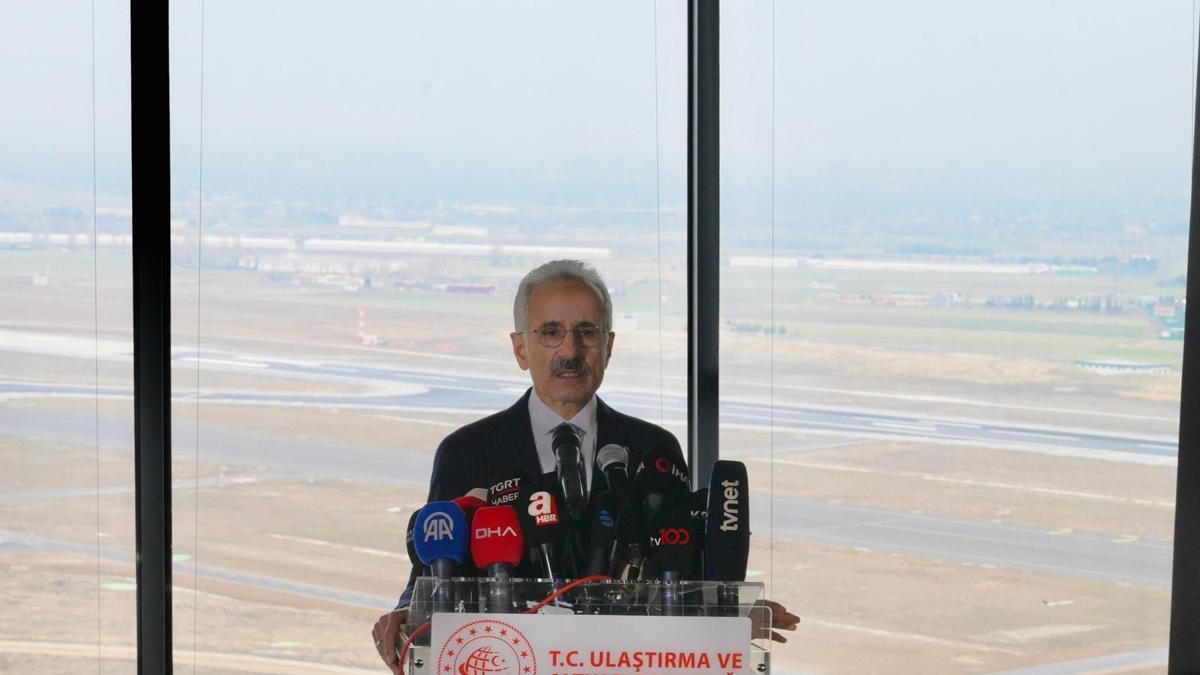 Esenboğa Havalimanı'nın 3'üncü pisti ve yeni kulesi yarın hizmete açılacak