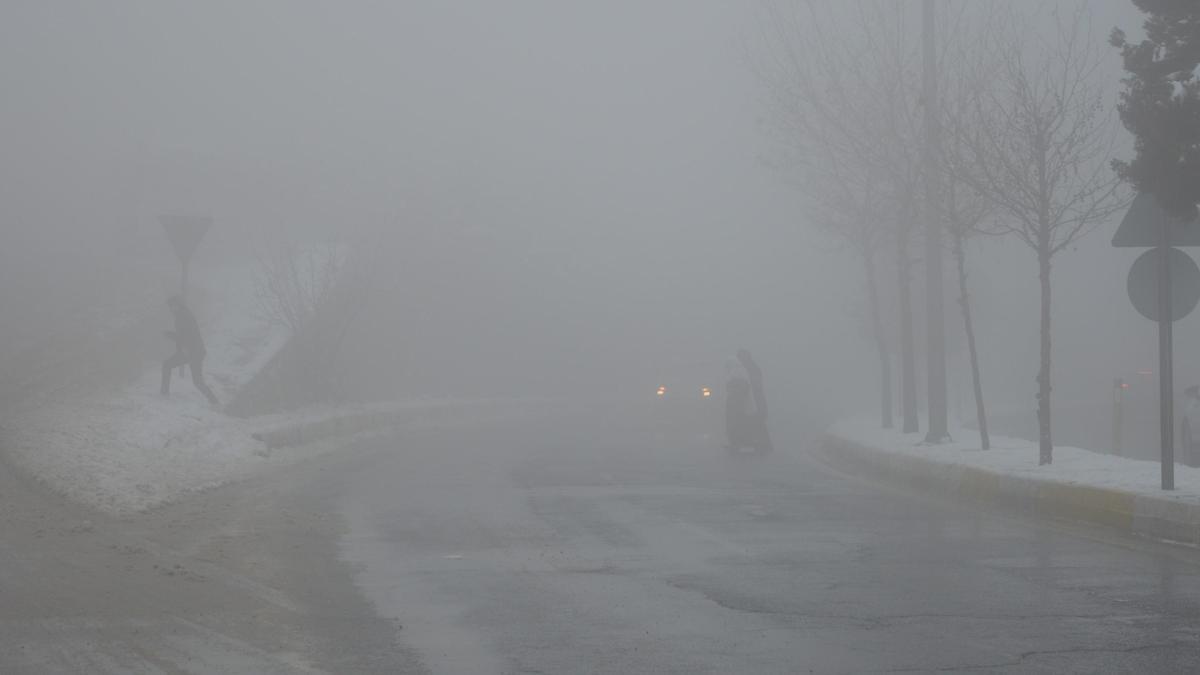 Mardinde kar yağışı ve sis; görüş mesafesi 10 metreye kadar düştü