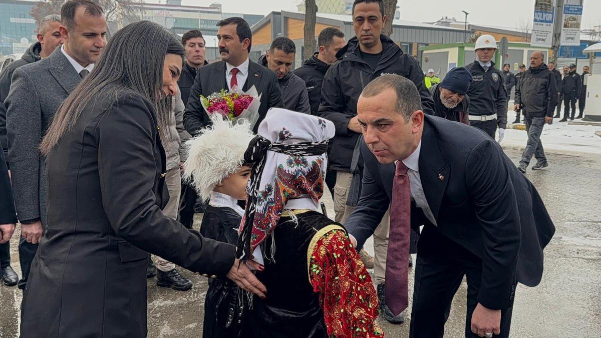 Iğdır Valisi Taşolar, görevine başladı