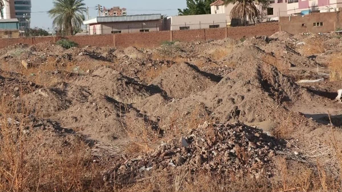 Sudanda toplu mezar bulundu: İşkence sonucu ölenler buraya gömülmüş
