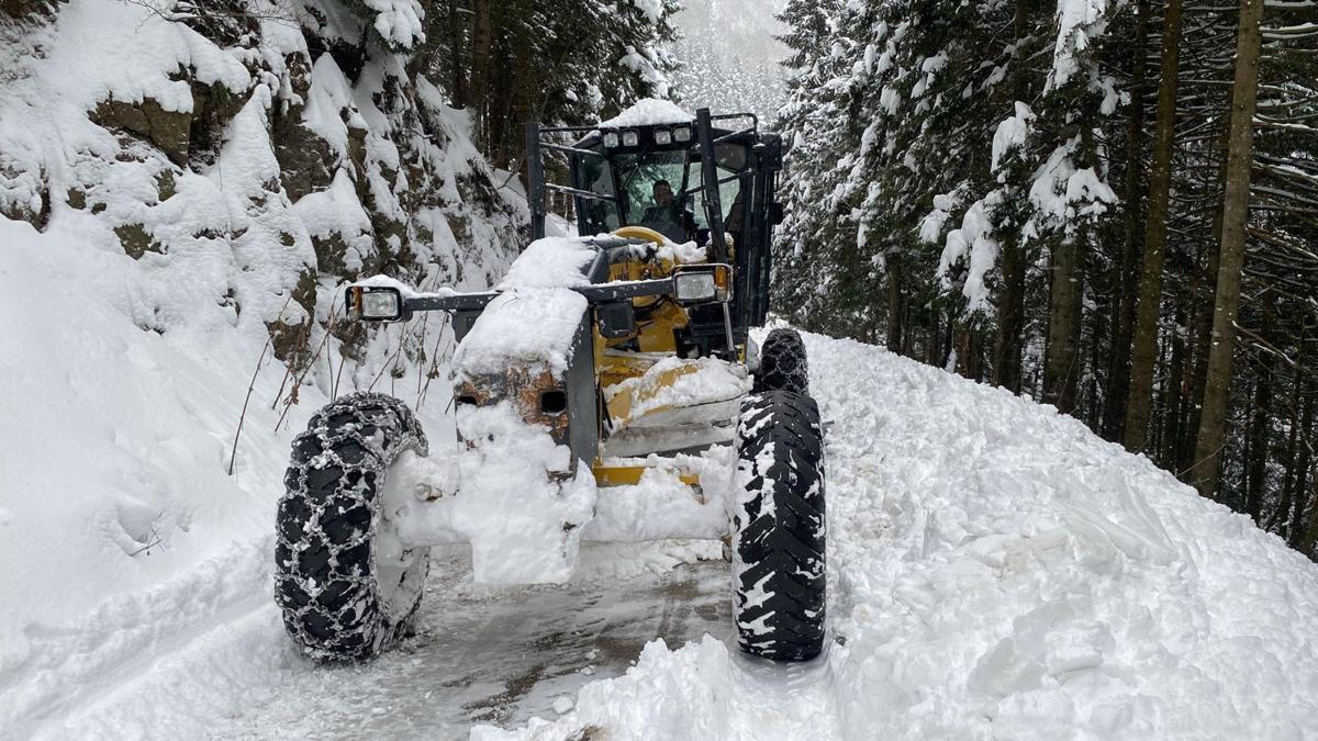 Trabzon'da 70 mahalle yolu ulaşıma kapandı