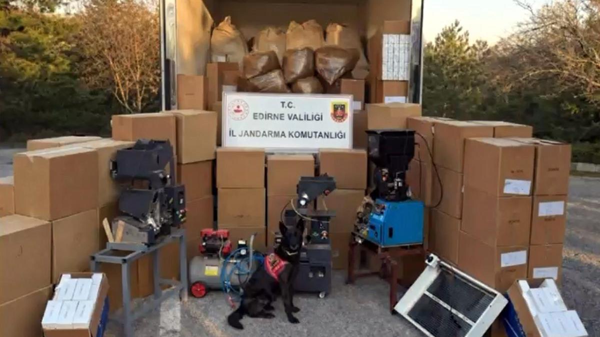 Edirne'de kaçak tütün operasyonu; 4 gözaltı