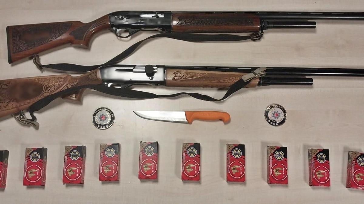 Polis; tüfek, uyuşturucu, tarihi eser ele geçirdi