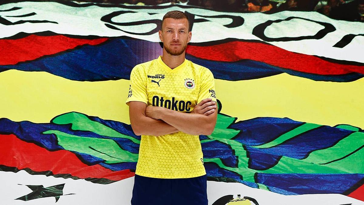 Fenerbahçe'nin eski golcüsü Edin Dzeko için sürpriz gelişme! Almanya'ya dönüyor...
