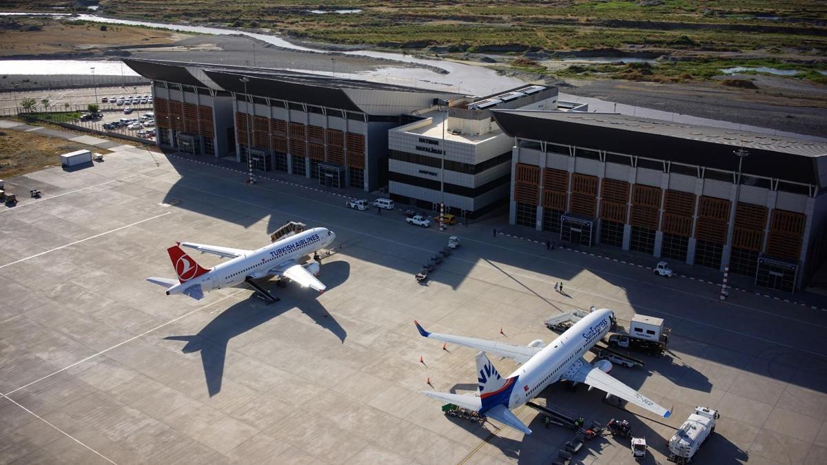 Batman Havalimanı'nı bir ayda 62 bin yolcu kullandı