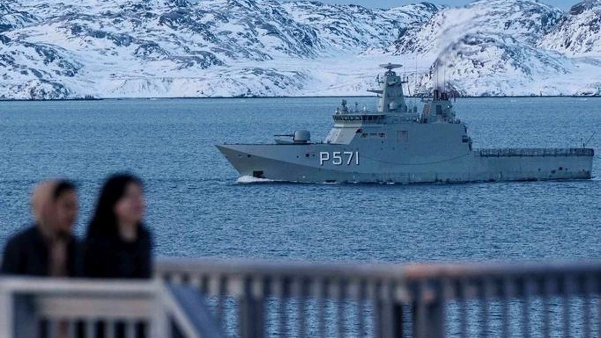 Fransa, Grönland'da NATO tatbikatı talep etti