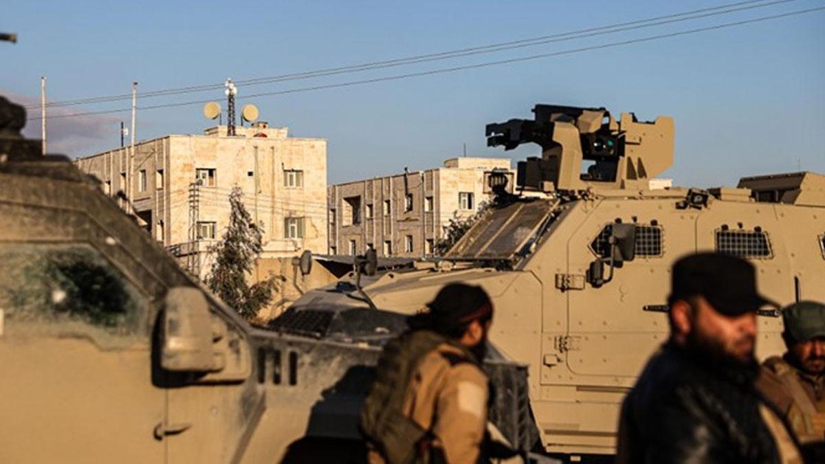 SDG serbest bırakmıştı... ABD düğmeye bastı: DEAŞ tutuklularının Irak'a transferi başladı