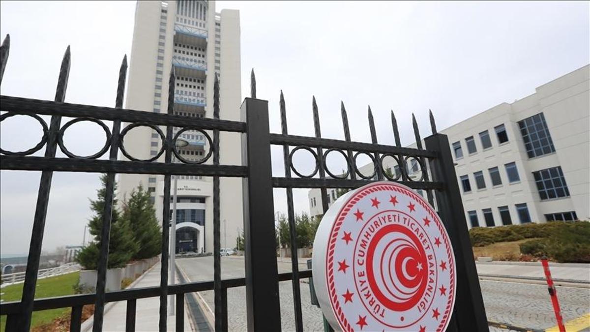 Serbest bölgeler ihracatta rekor kırdı: 12,5 milyar dolarlık başarı