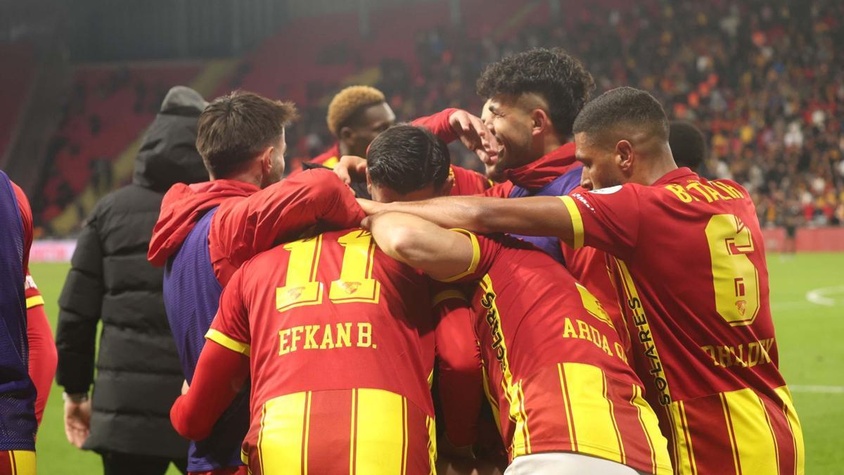 Göztepe, İstanbul temsilcilerinden puanları topladı