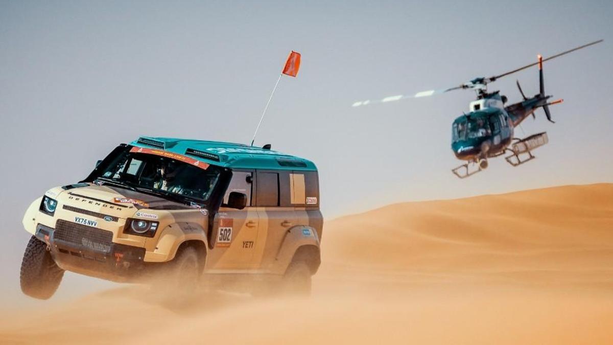 Defender Dakarda Çifte Podyum Yaptı