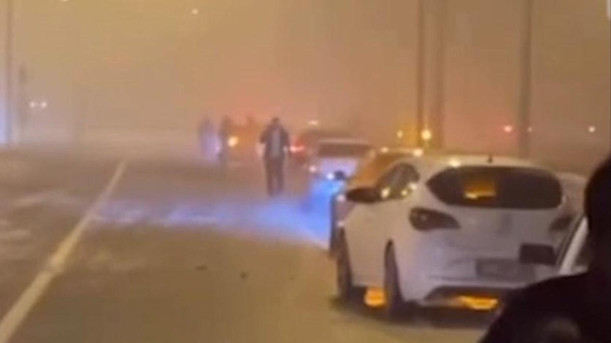 Diyarbakırda 13 araç zincirleme kazaya karıştı; 7 yaralı