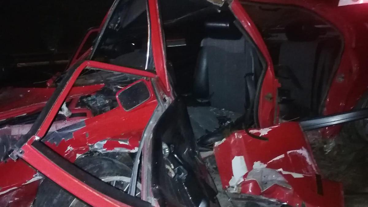 Otomobil bariyere çarptı, sürücü ağır yaralandı