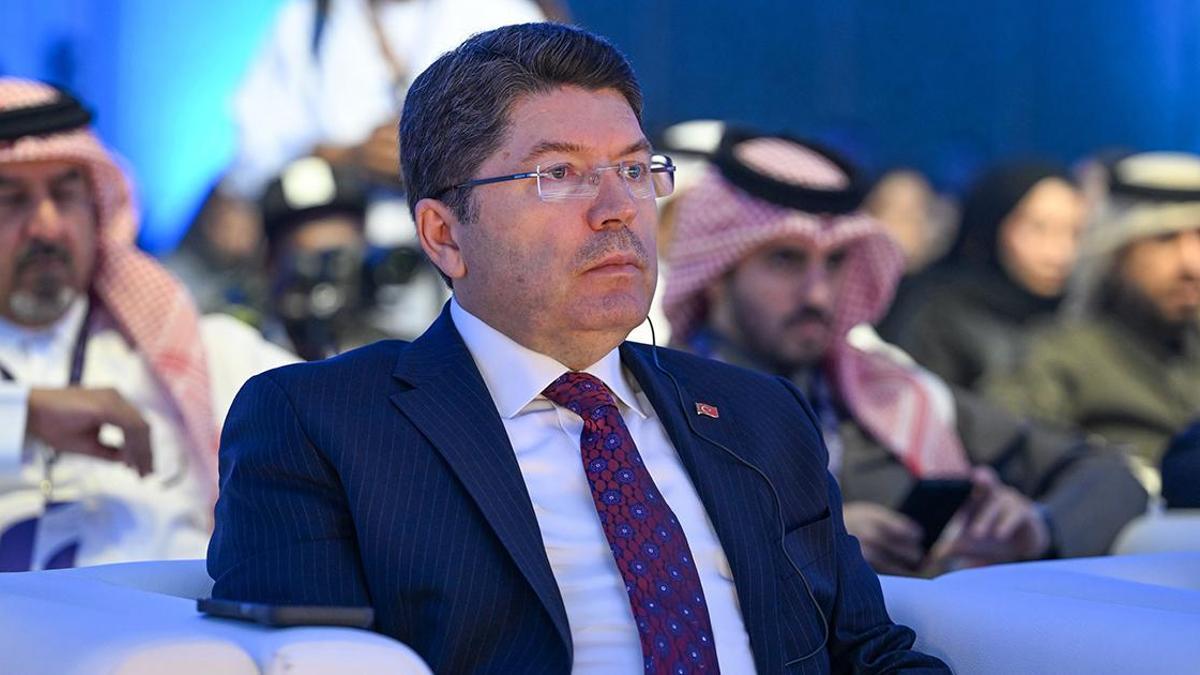 Adalet Bakanı Tunç, Katarda Hukuk Forumuna katıldı