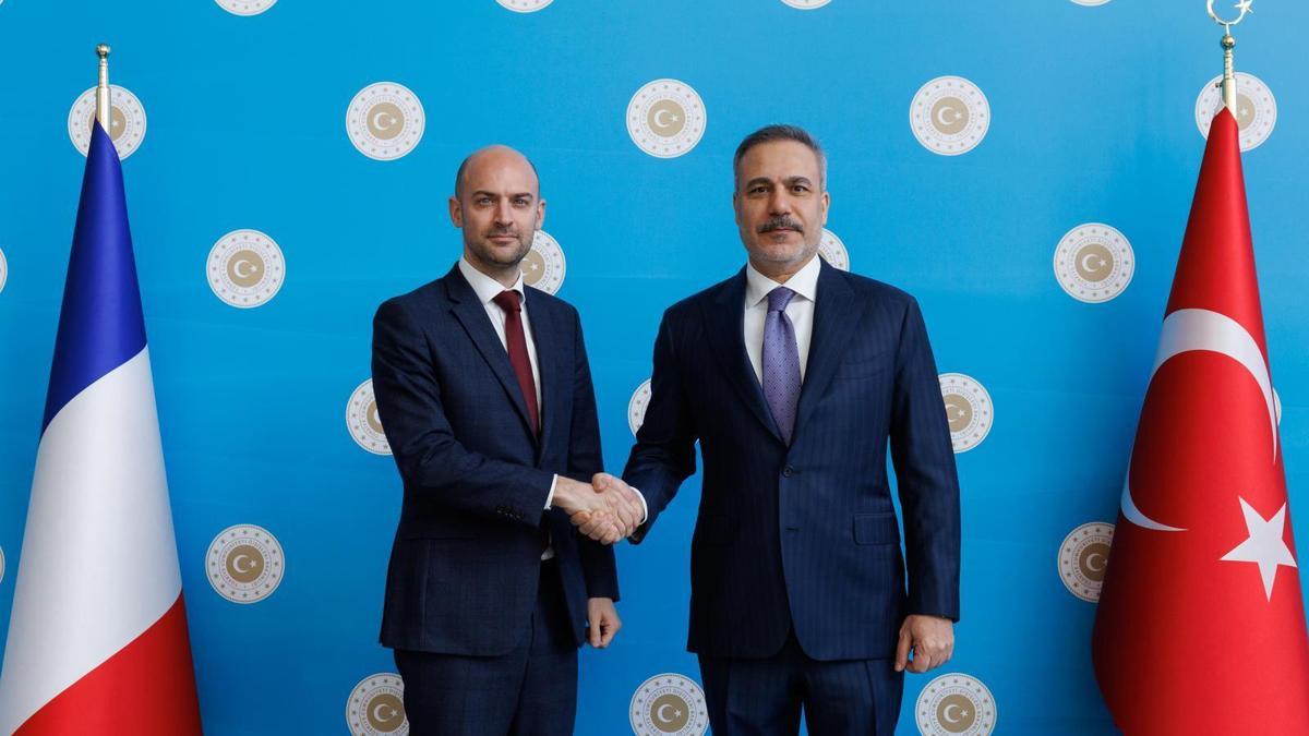 Bakan Fidan, Fransız mevkidaşı Barrot ile görüştü