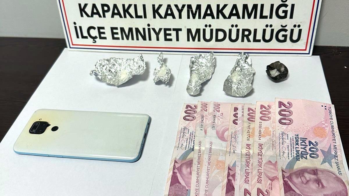 Tekirdağda polisten uyuşturucu operasyonu; 3 tutuklama