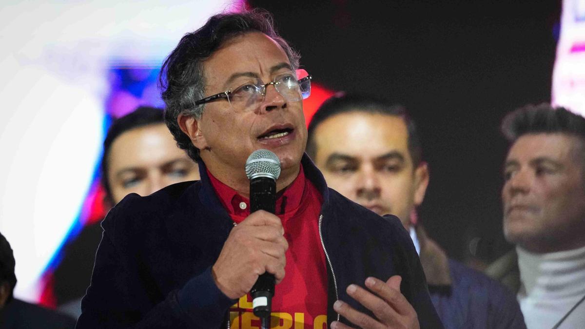 Kolombiya Cumhurbaşkanı Petro'dan 'Maduro' çağrısı