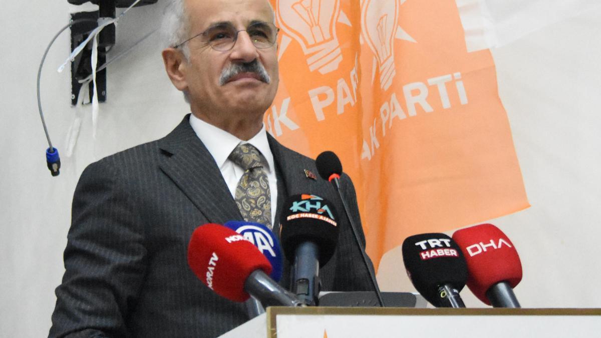 Bakan Uraloğlu: Bölünmüş yol ağımızı, 30 bin kilometrenin üzerine çıkarmanın gururunu yaşıyoruz (3)