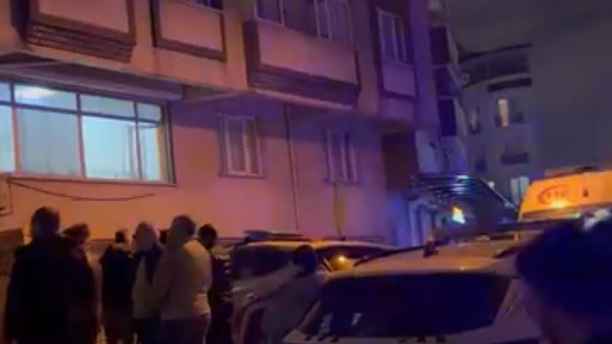 İstanbul-Beyoğlu'nda evde tartıştığı oğlunu öldürüp intihar etti; cesetleri yeğeni buldu