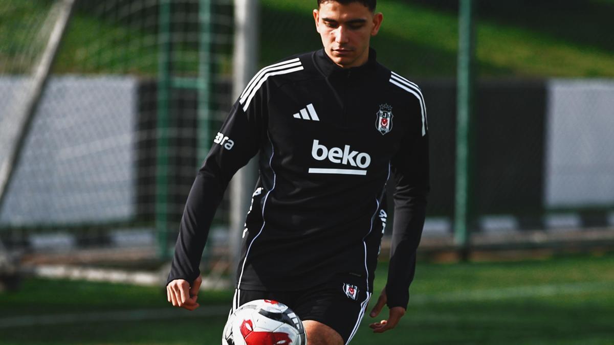 Beşiktaş'ta Yasin Özcan ilk antrenmanına çıktı