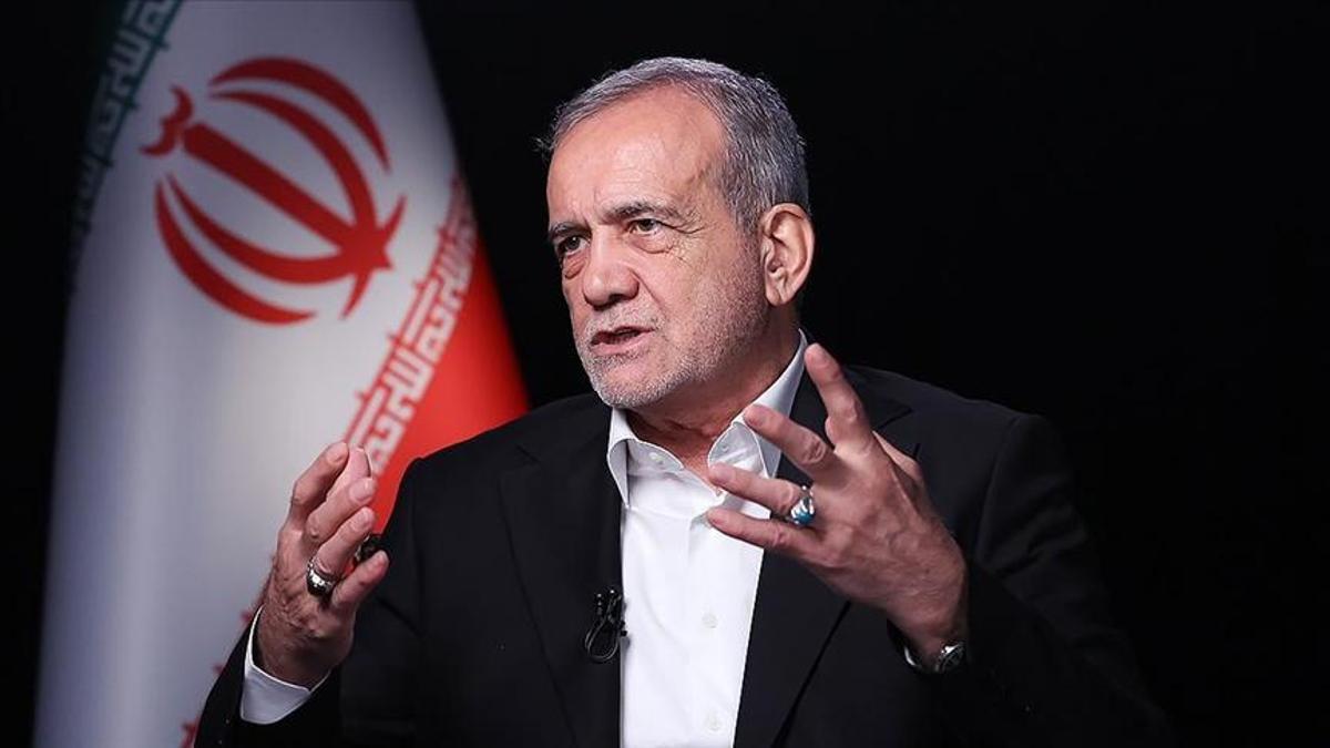 İran Cumhurbaşkanı Pezeşkiyan'dan dikkat çeken özeleştiri