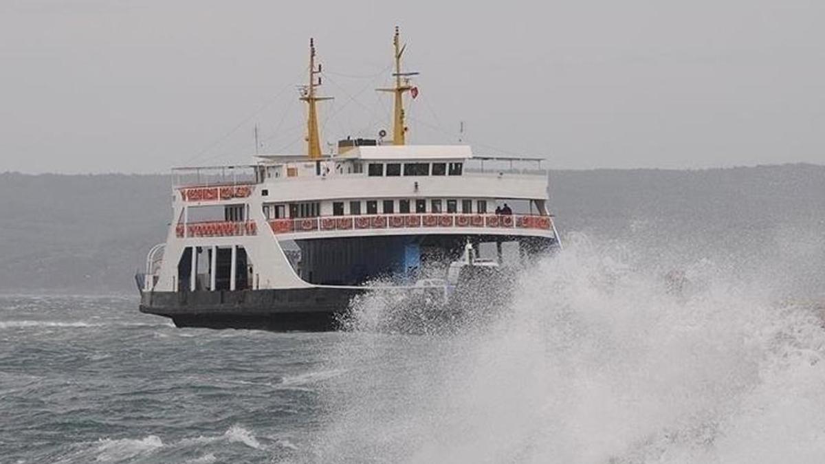 Güney Marmara'da feribot seferleri iptal edildi