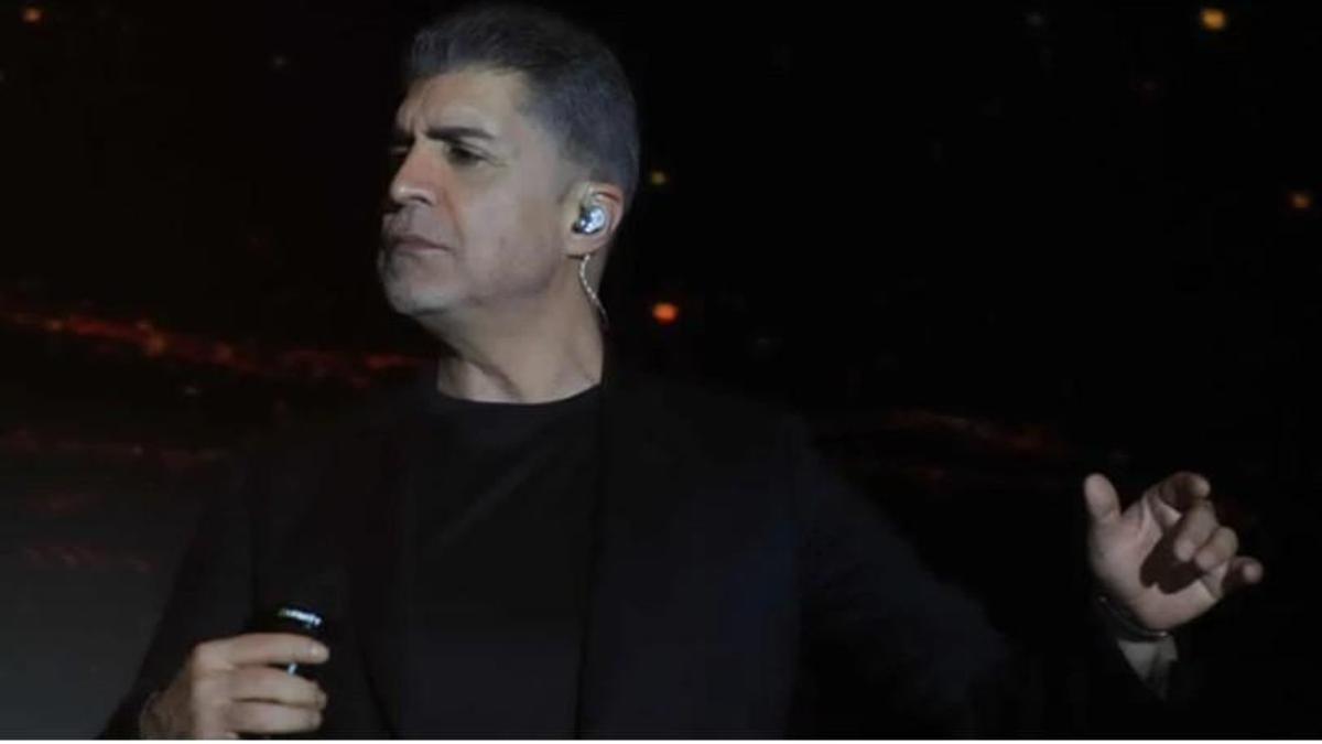 Kıbrıs'ta Sahne Alan Özcan Deniz'den Samimi Açıklamalar: 2025 benim için kötü geçti