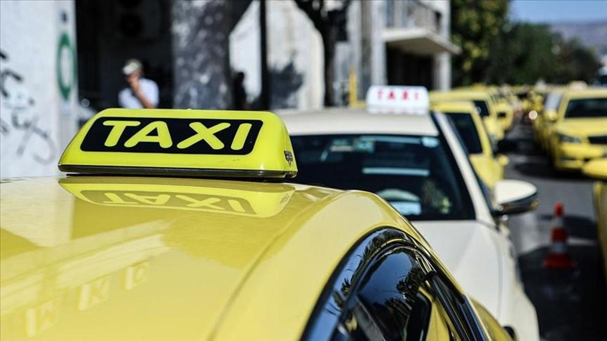 Atina'da taksiciler 48 saatlik greve başladı